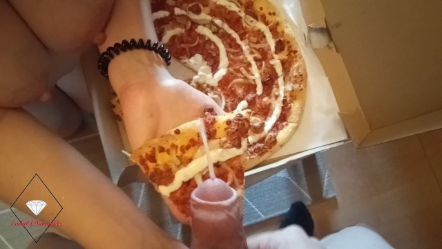 MILF Eats Cum on Pizza - Pornhub.com