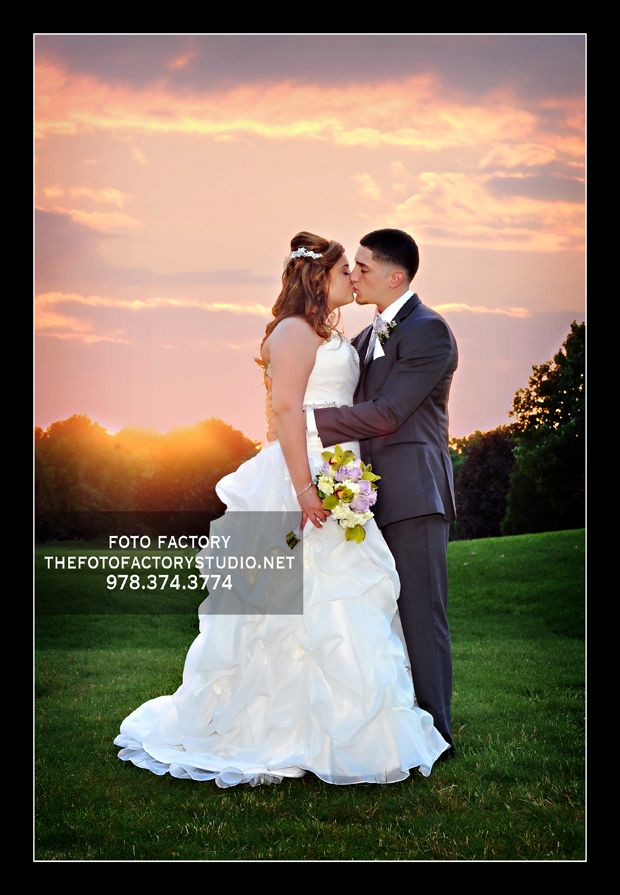Sunset KISS xxxoo | Sunset photography, Wedding, Wedding sneaker