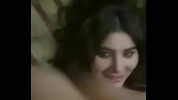 فضيحة تسريب فيديو سكس انجي خوري وصديقتها - XnxxSexArab.com