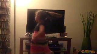 Xixxy dancing - YouTube