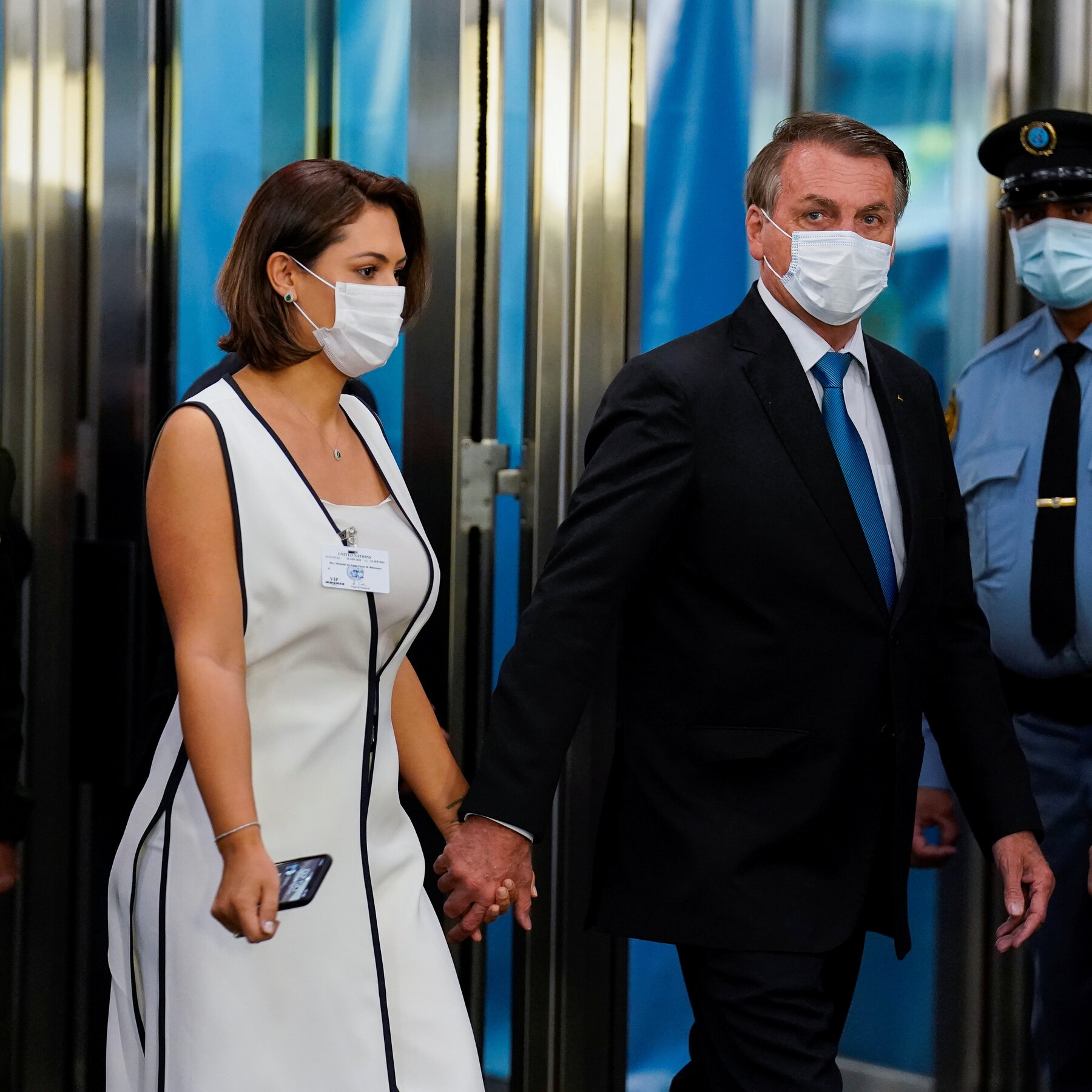 Bolsonaro's Wife Was Vaccinated During Their Visit to New York ...