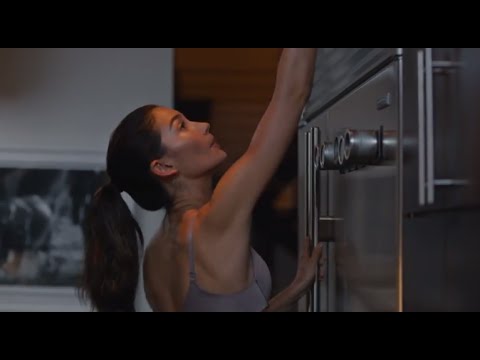 Victoria's Secret presents a Sexy Short: Lily Aldridge - YouTube