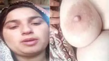 Paki Pashto Bhabhi Seducing With Big Boobs indian porn mov