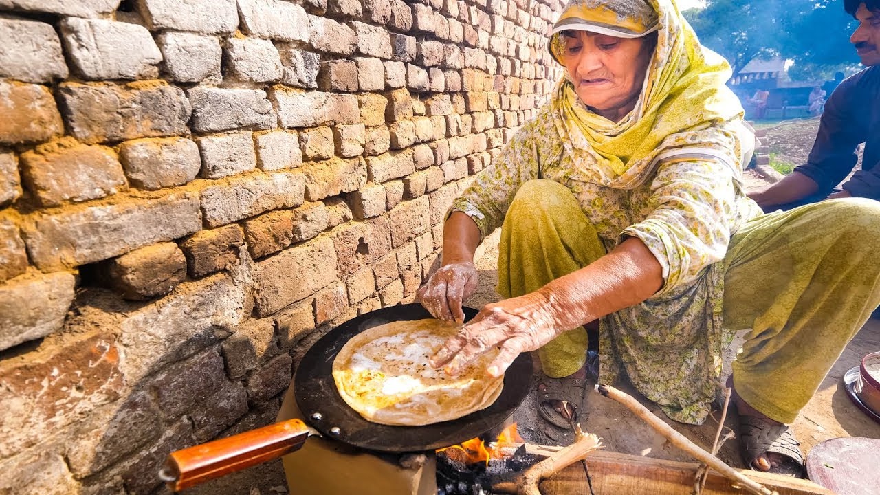 Village Food in Pakistan - BIG PAKISTANI BREAKFAST in Rural Punjab ...