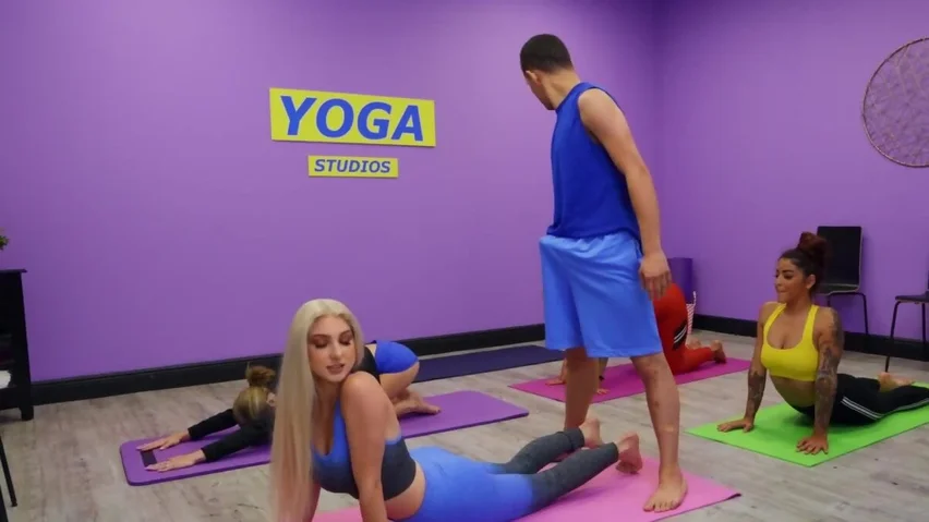 Blonde with natural boobs seduces yoga instructor during lesson ...