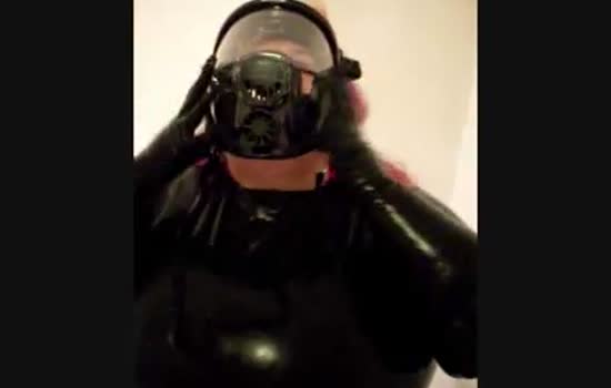 09 025 BBW FetishKimmy Latex, and Gas Mask - Biguz.net