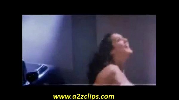 Preity Zinta on Upskirt Fan sexy hot - XVIDEOS.COM