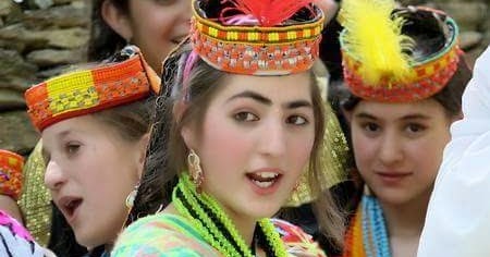 Haq's Musings: Kalash Girls of Pakistan