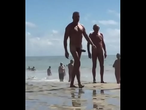 Cule verga en playa nudista - XNXX.COM