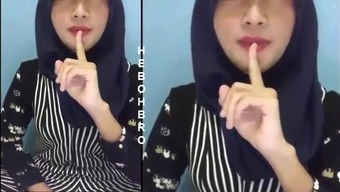 Indonesian hijab Porn Videos - Porn300