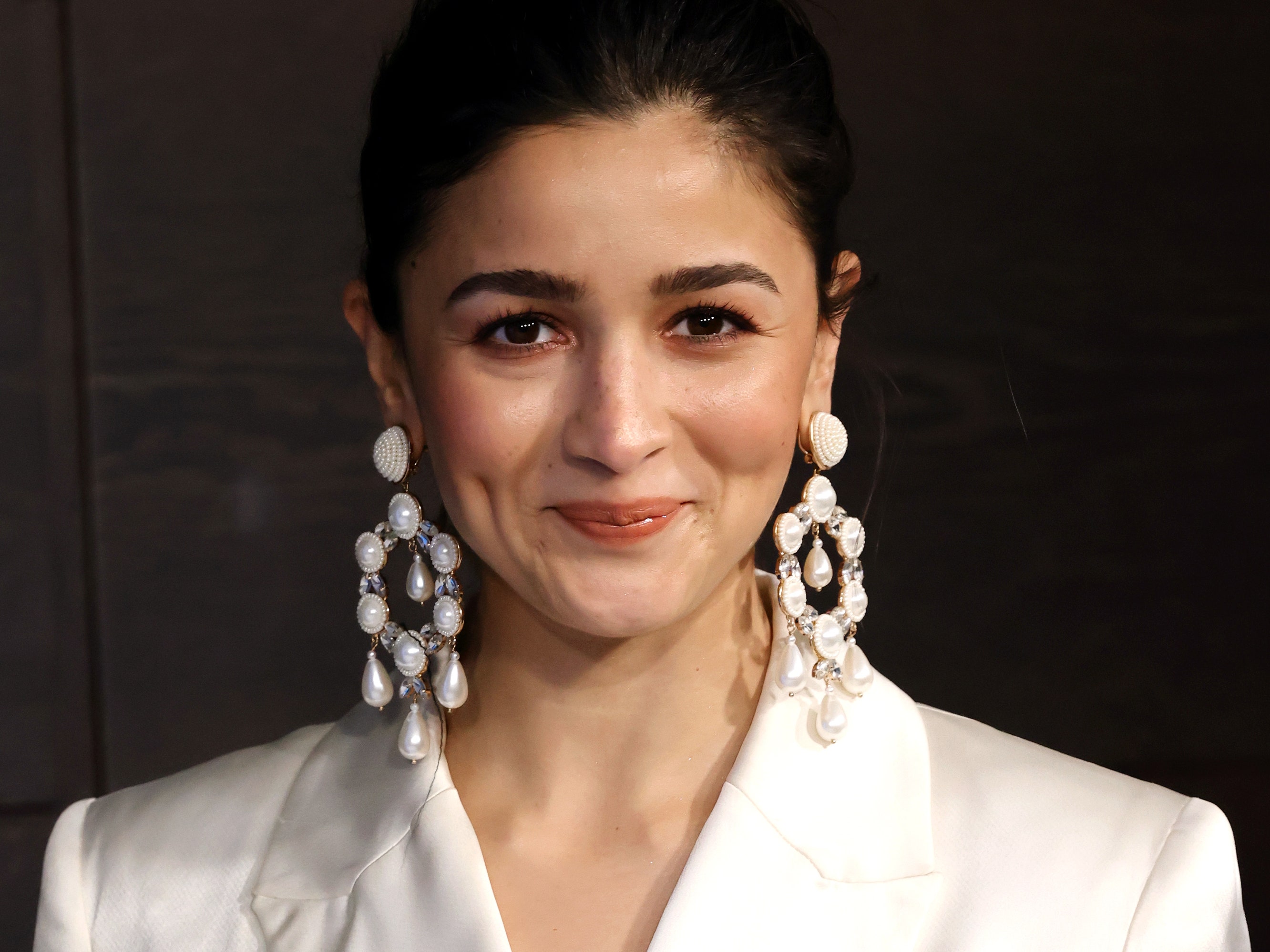 Who Is Alia Bhatt? The Actor Talks Indian Movies, Gal Gadot ...