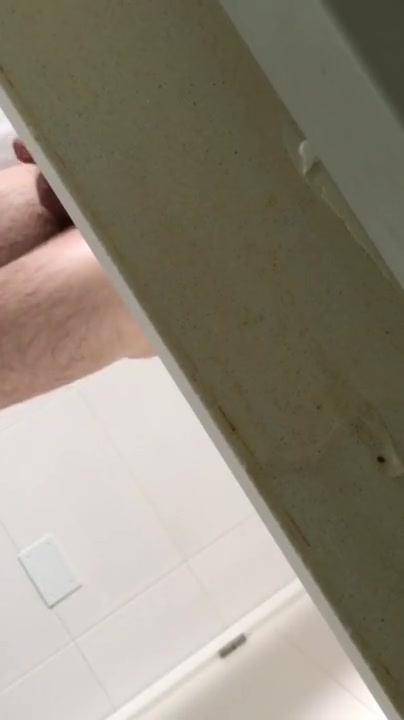 Jeune Ado dans la douche - male voyeur porn at ThisVid tube