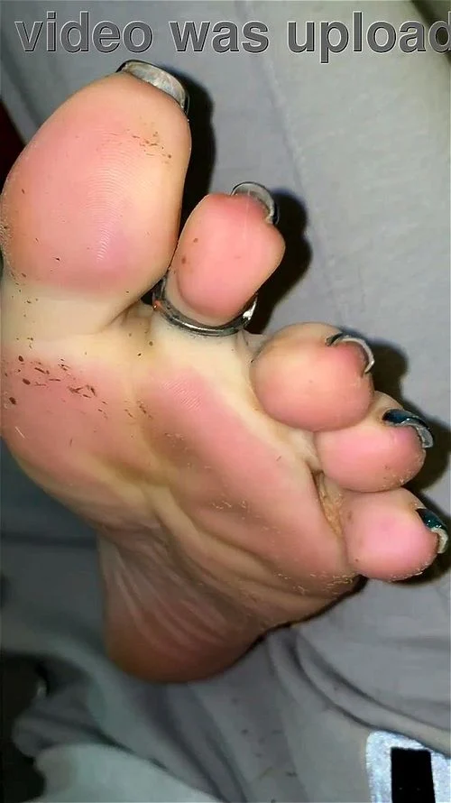 Watch Extremely stinky toejam feet - Sweaty Feet, Foot Fetish ...