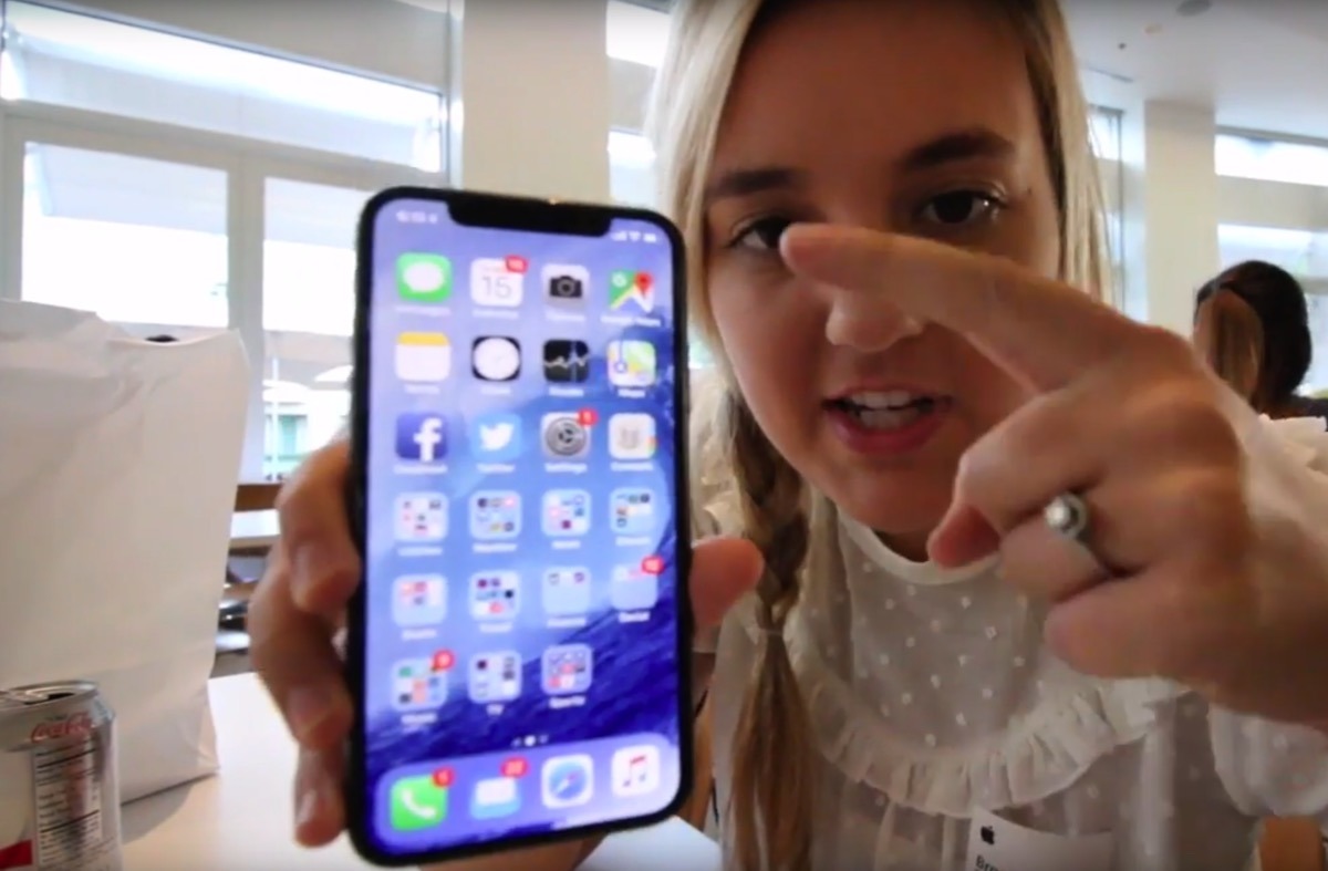 iPhone X video shot at Apple HQ shows practical use of Apple Pay ...