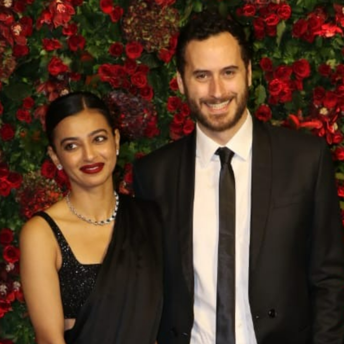 Did you know Radhika Apte & husband Benedict Taylor didn't click a ...