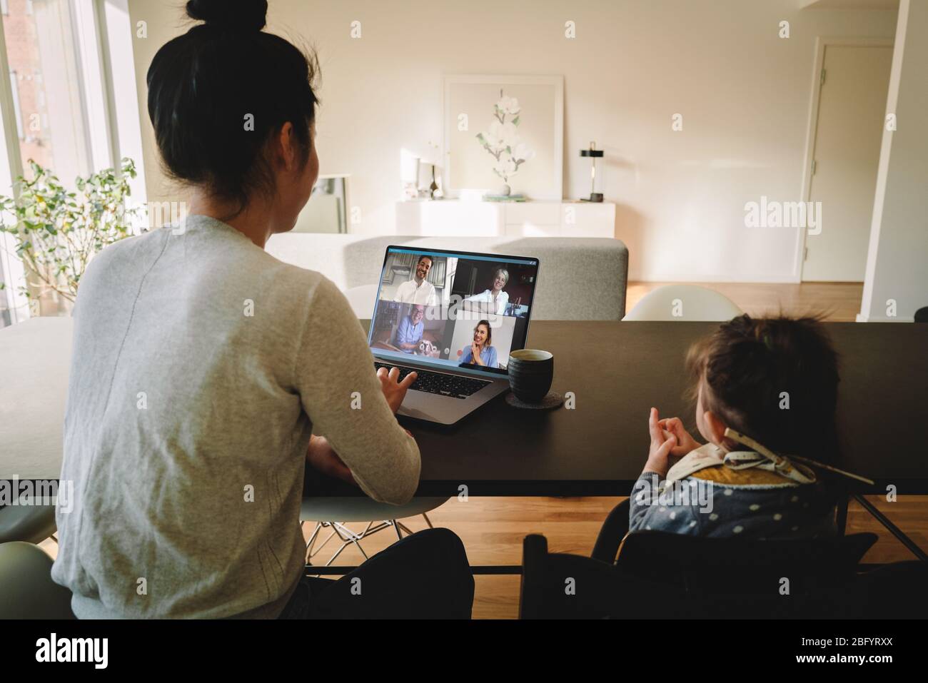 Video conference call hi-res stock photography and images - Alamy