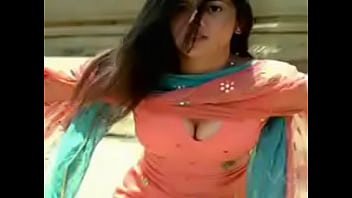 Hot Kajal Aggarwal in Shooting - Hot Videos - United States Kasepu ...