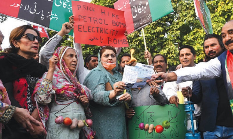 PPP takes to streets against inflation - Newspaper - DAWN.COM