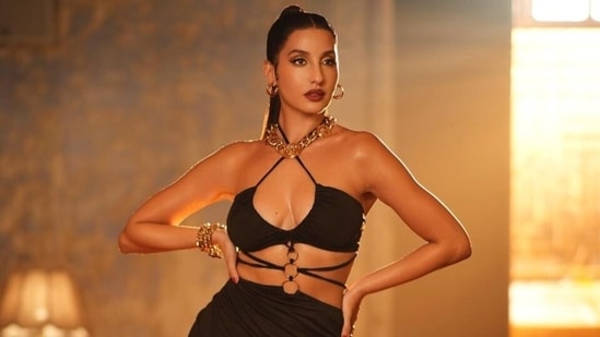 Nora Fatehi sets the Internet on fire in cut-out dress for ...