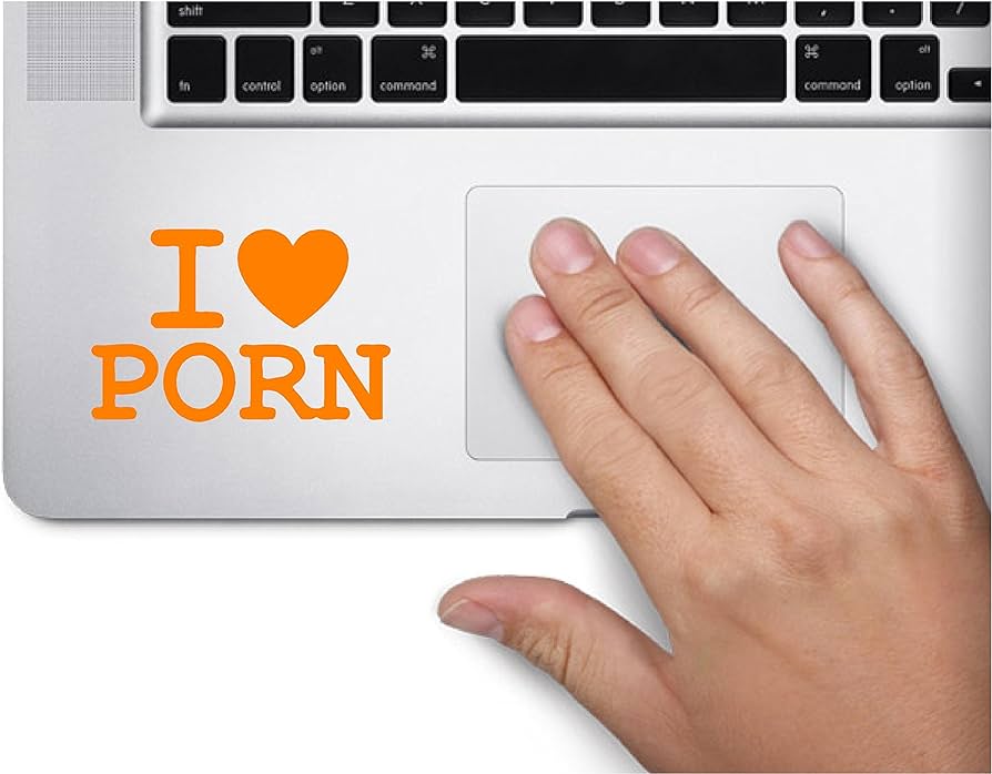 Amazon.com: I Heart Porn סמל אמנות למבוגרים ספרות מחשב נייד סמל ...
