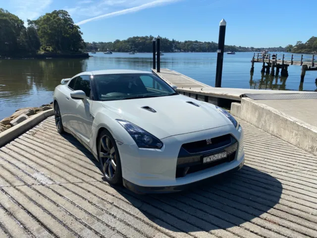 NISSAN R35 GTR White BOSE 10,xxxKM All Serviced nothing to spend ...