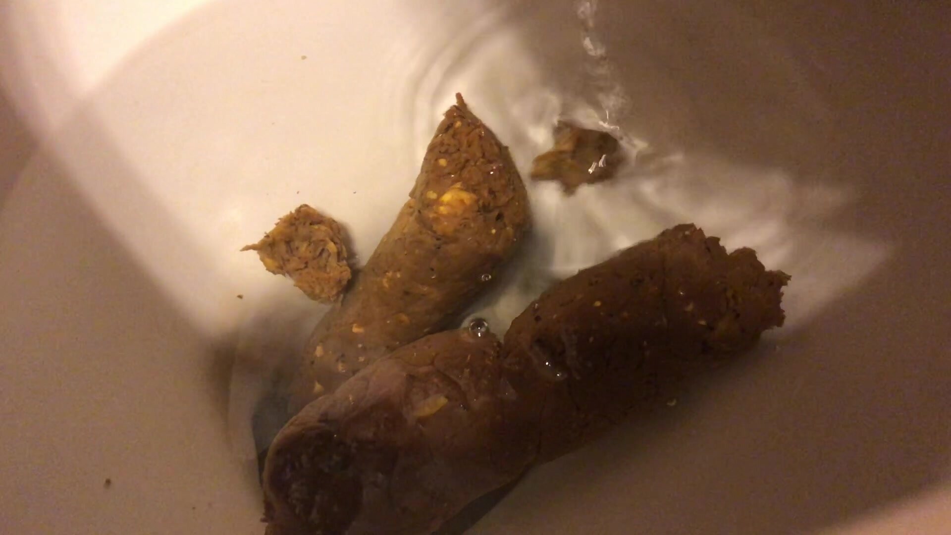 Chubby Girl Huge Gassy Poop - ThisVid.com