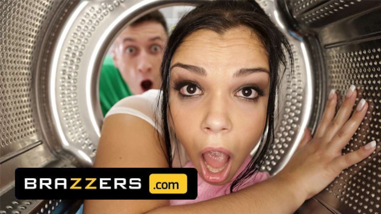 Brazzers - Busty Babe Sofia Lee Fucks Her Way Out Of The Dryer ...