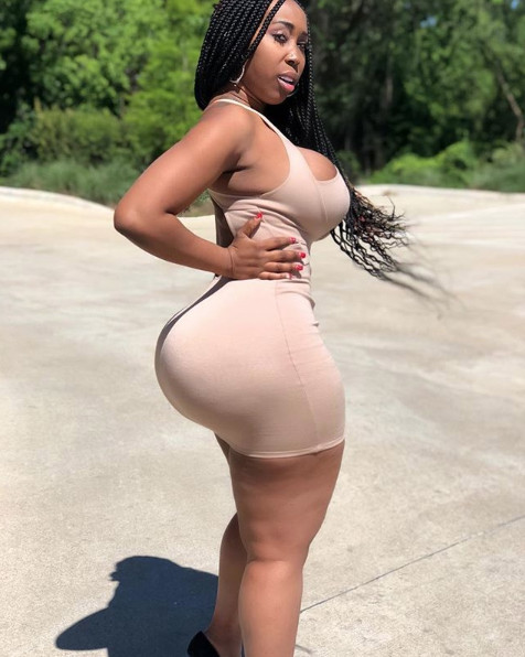 Get To Know Zmeena Orr: Drake's Voluptuous New Porn Star Date