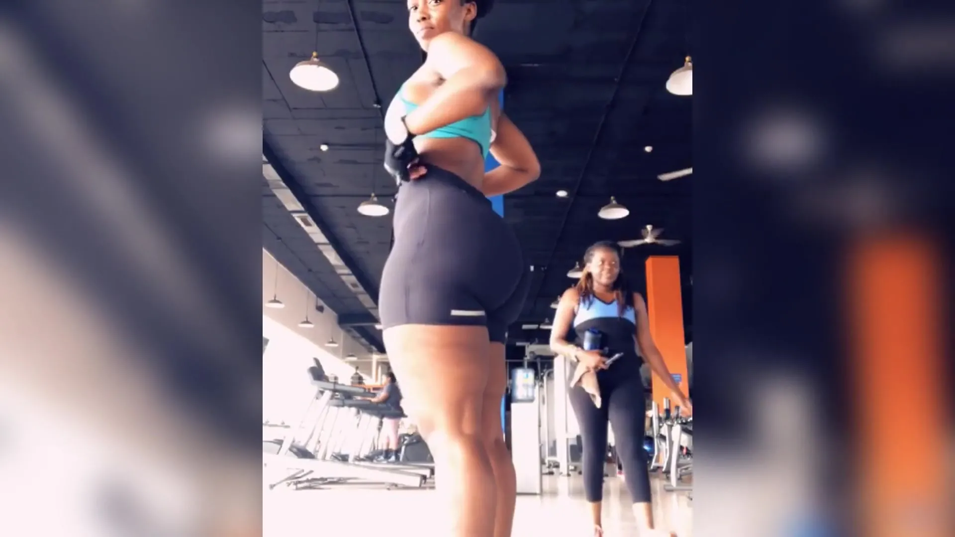 Free Thick African Girl doing Big Booty Workout in Leggings [gym ...