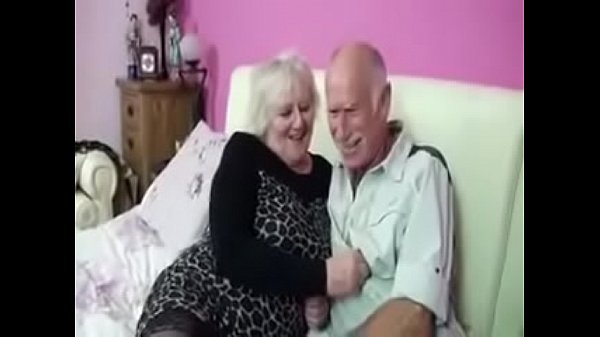 Old man or woman very painful sex - XVIDEOS.COM