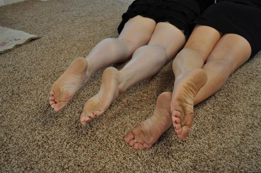 Terri, Kiki - Sweet Southern Feet - 103 Photos