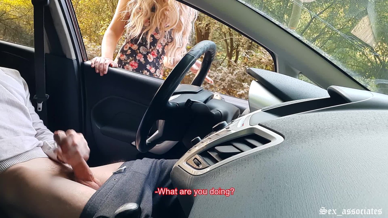 Public dick flash! caught me jerking off in the car in a public ...