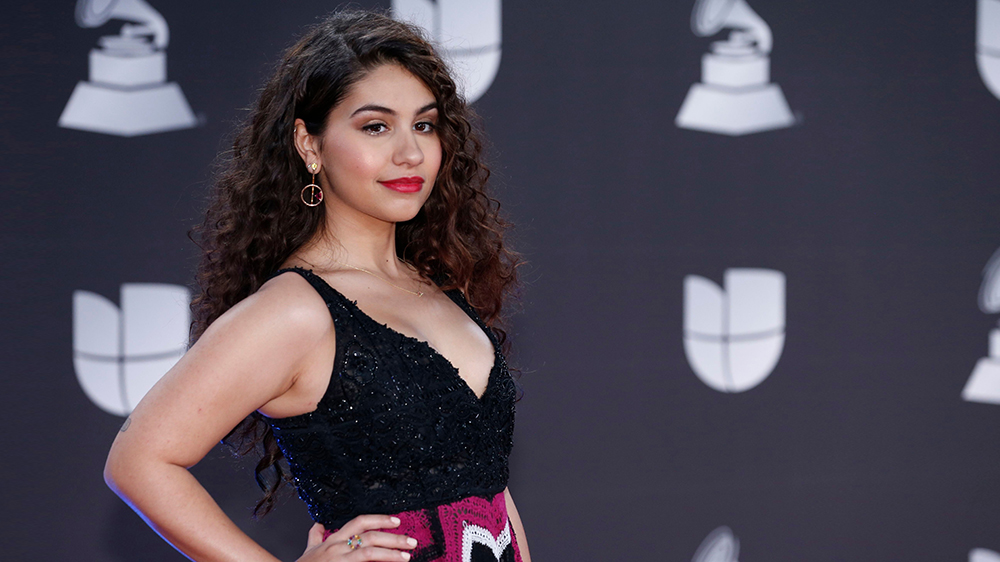 June Awards: Alessia Cara Sweeps, Shawn Mendes Wins Artist of the Year