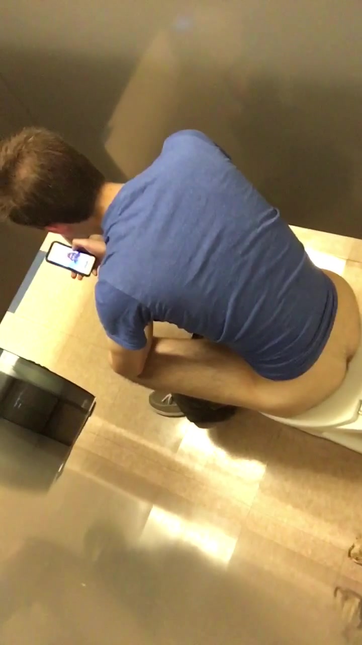 Spying on guy pooping in restroom on hidden camera - video 11 ...
