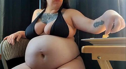 Watch pregnant lady enjoys nachos - Belly, Pregnant, Belly Button ...