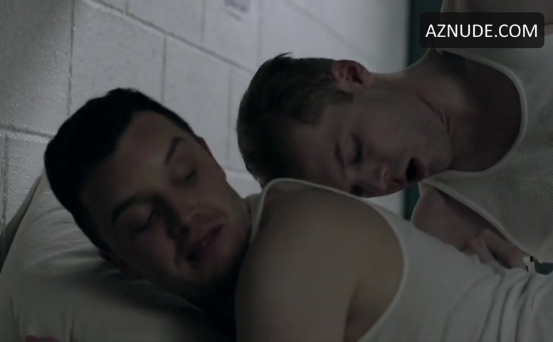 Cameron Monaghan, Noel Fisher Butt, Gay Scene in Shameless ...