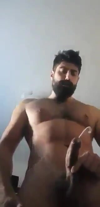 Pakistani Guy Cums - ThisVid.com