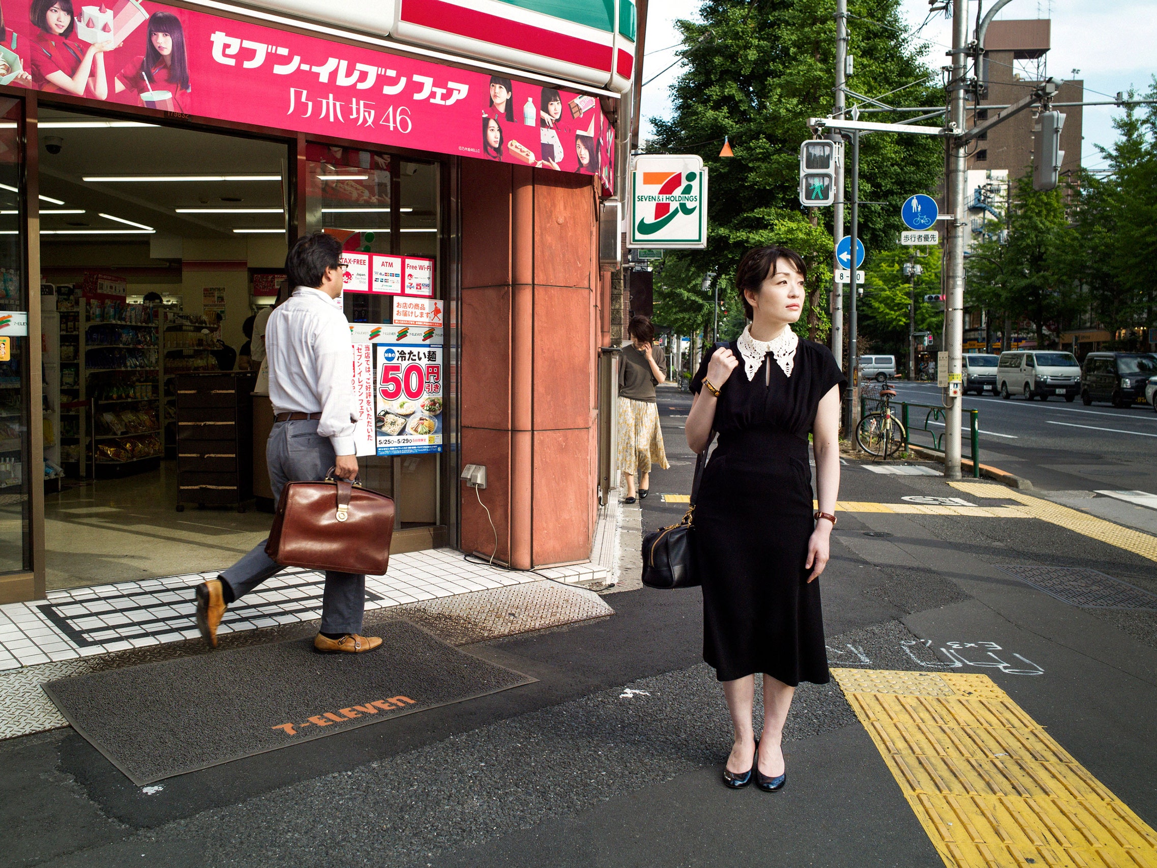 Sayaka Murata's Eerie “Convenience Store Woman” Is a Love Story ...