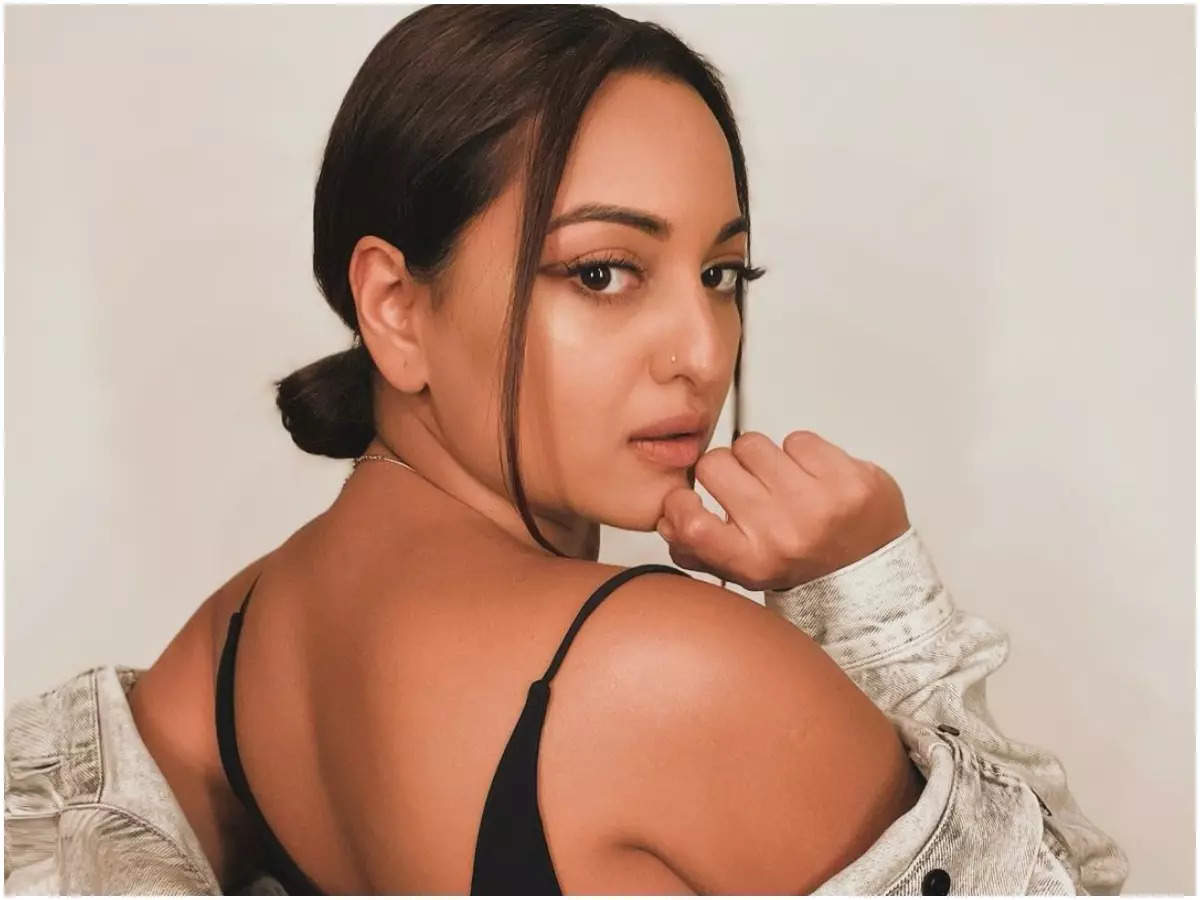 Sonakshi Sinha missed doing THIS in 2021 | Hindi Movie News ...