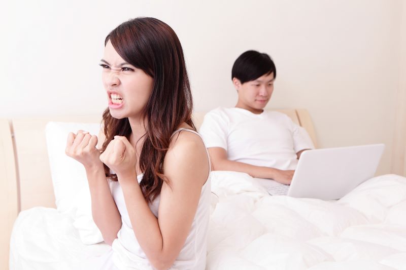 My Husband Doesn't Want Sex But Watches Porn – Huh???