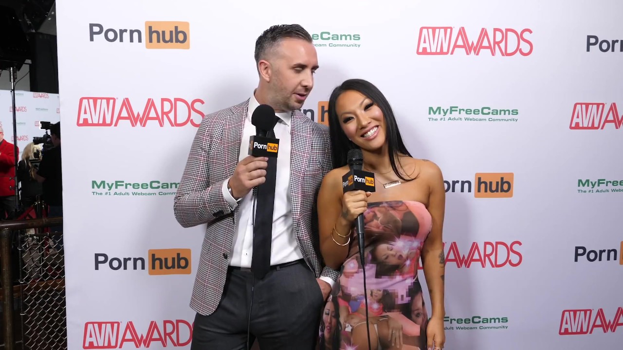 Pornhub on the Red Carpet with Asa Akira and Keiran Lee - Pornhub.com