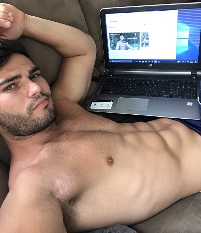 Former Sean Cody Gay Porn Star Tanner Davis Launches His YouTube ...