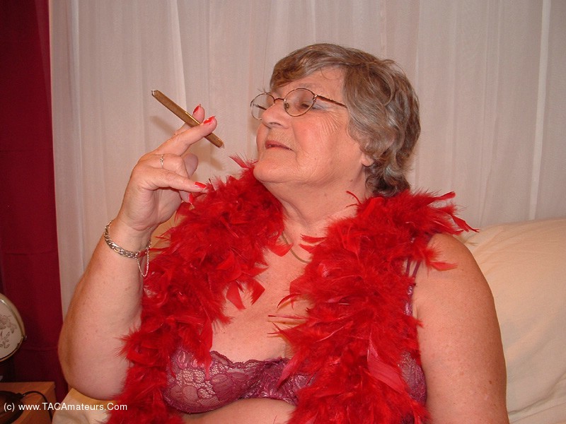 Grandma Libby - Cigar Gallery