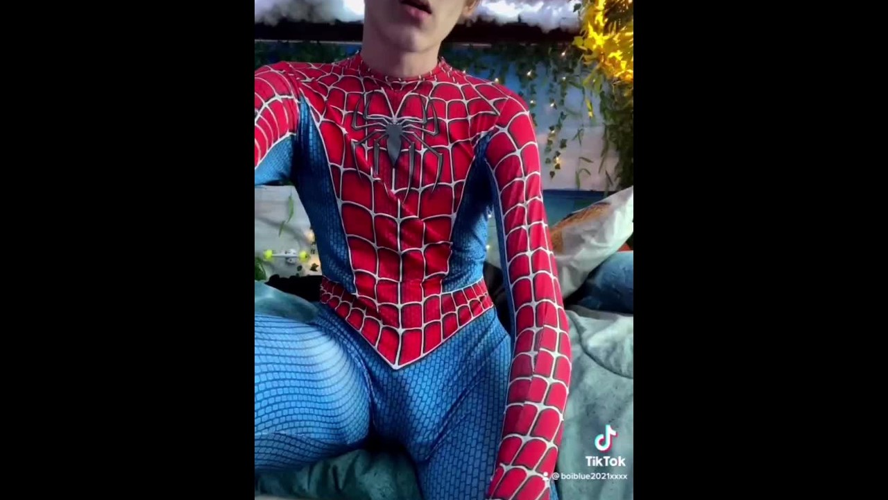 Tom Holland SpiderMan Bulge Leaks Exposed Dick Print Cumming ...