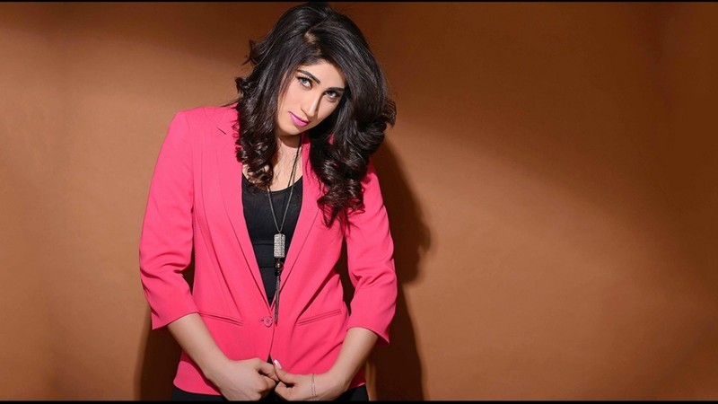 Qandeel Baloch murdered by brother in Multan: police - Pakistan ...