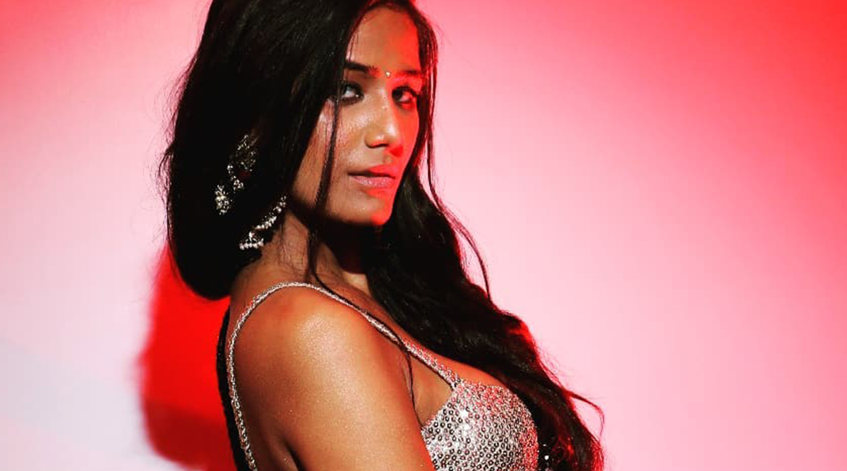 Poonam Pandey to Sizzle OnlyFans Now! Bombshell Teases Fans with ...