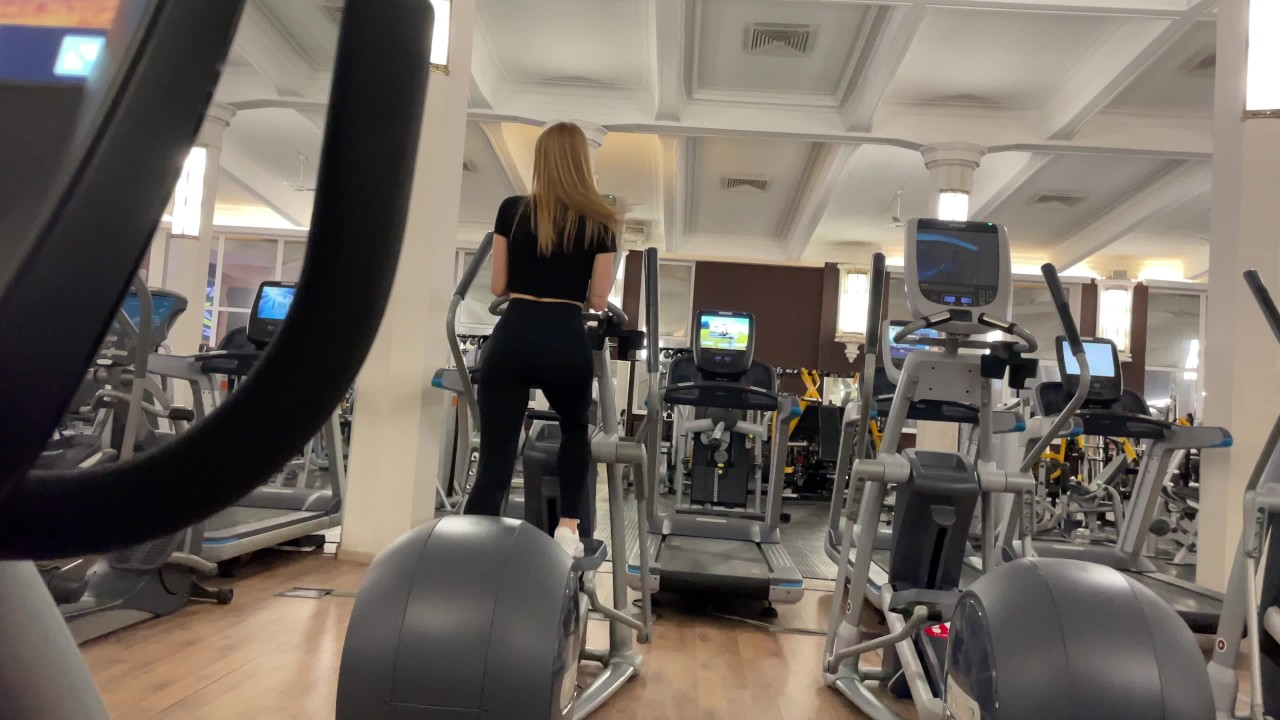 Quick Fuck in the Gym. Risky Public Sex with Californiababe ...