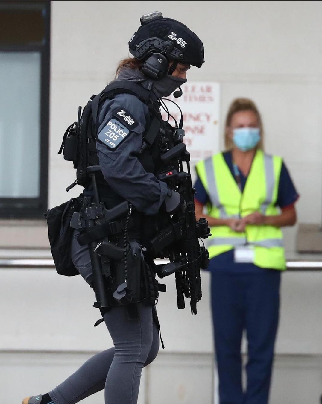 British Officer [1076x1350] : r/policeporn