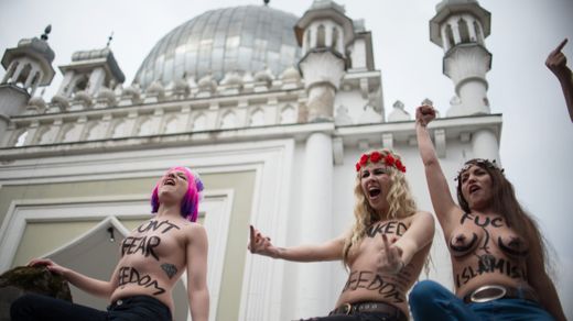 Rebellious New Feminism Returns to German Social Discourse - DER ...