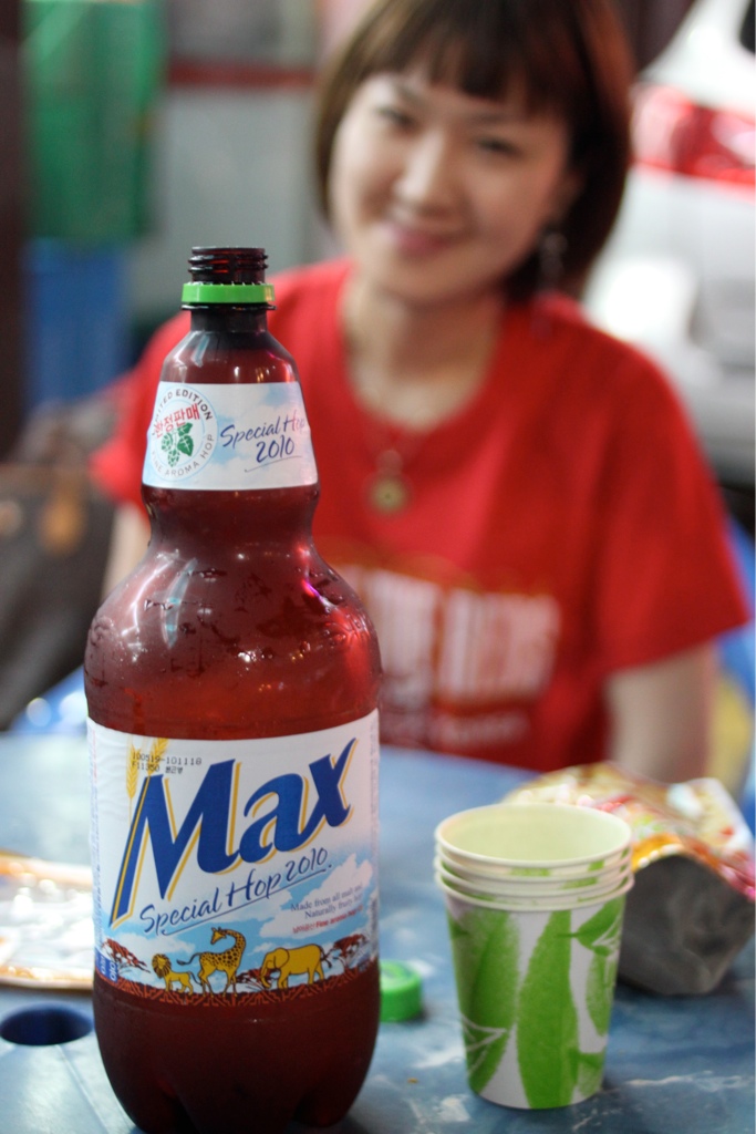 What I love about Korea: Drinking outside the Convenience Store